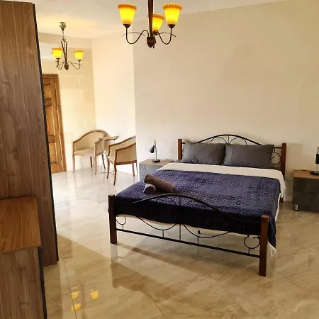 Splendid House Gozo 招待所 维多利亚