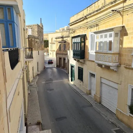 بيت ضيافة Splendid House Gozo 3*