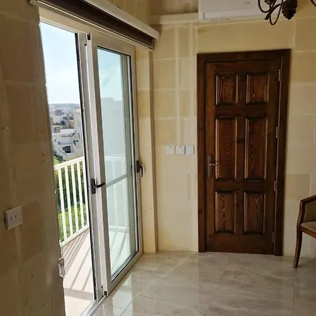 بيت ضيافة Splendid House Gozo