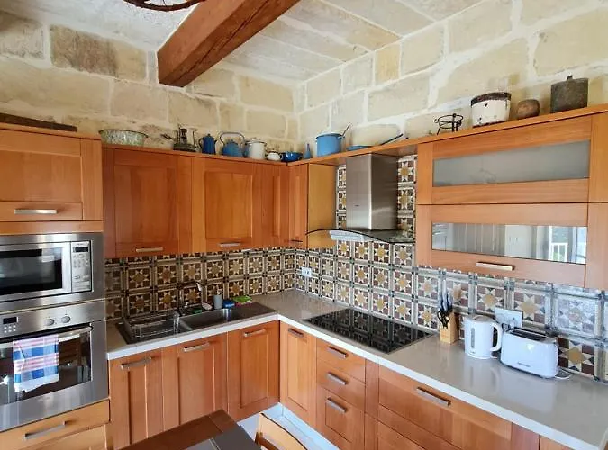 Pensión Splendid House Gozo 3*