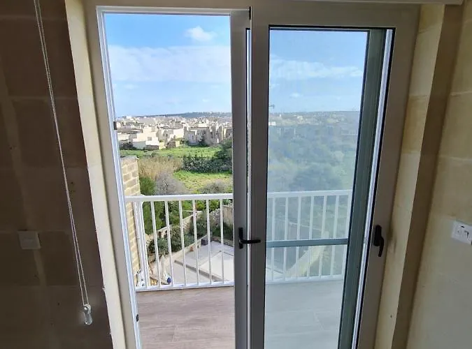 Splendid House Gozo 3*