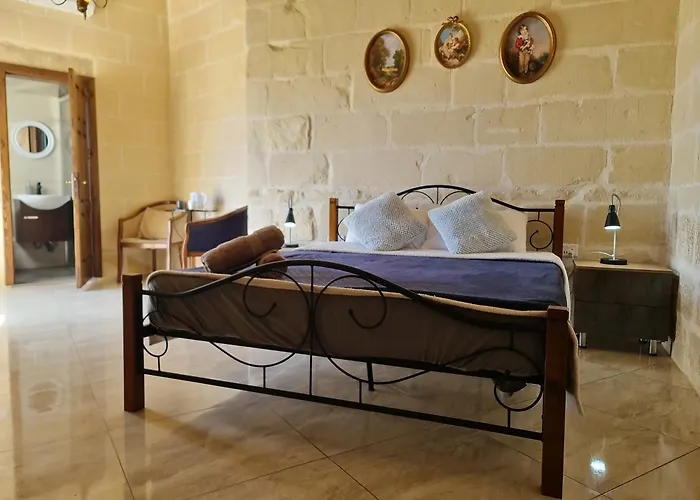Splendid House Gozo 3*